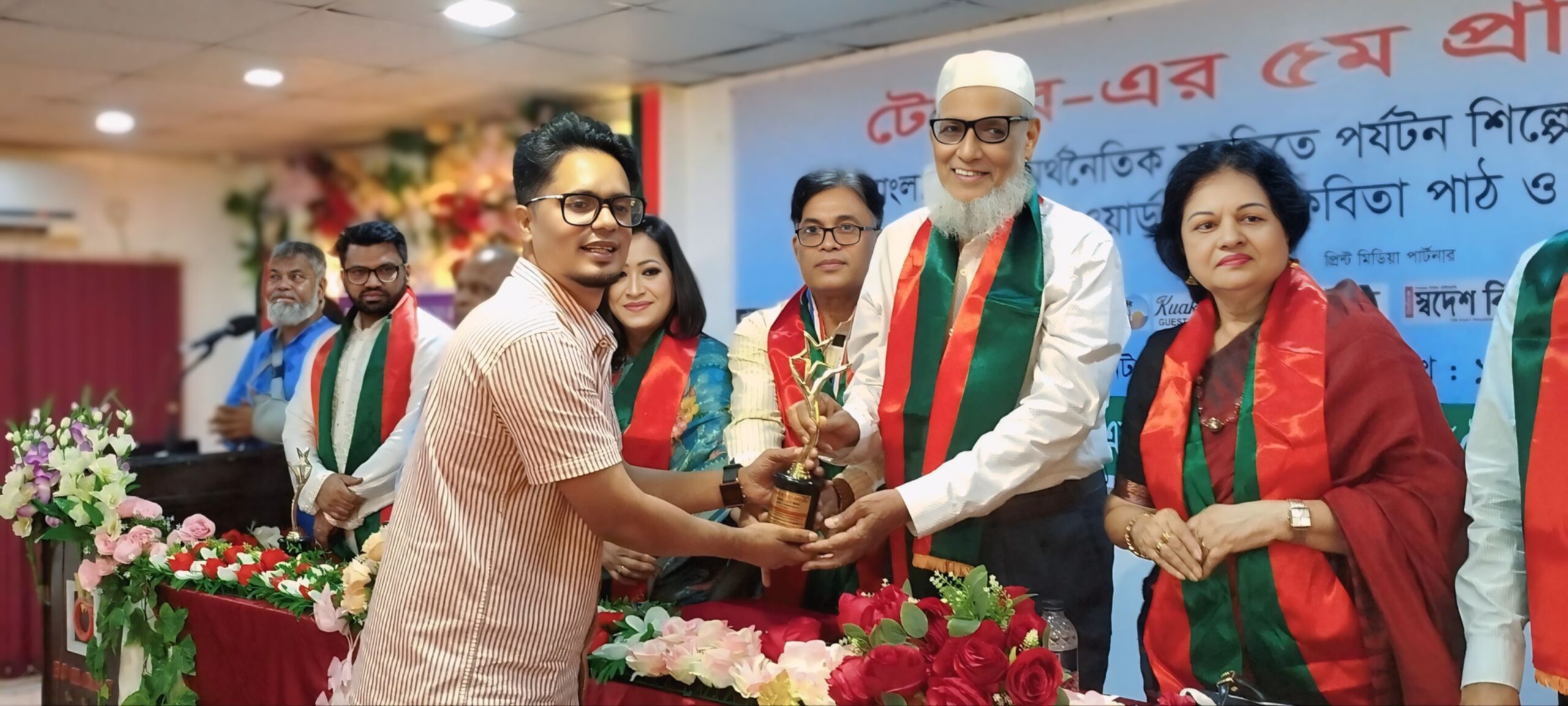 টেলিভিশন অ্যাওয়ার্ড ২০২৫ পেলেন নাট্য পরিচালক রানা বর্তমান